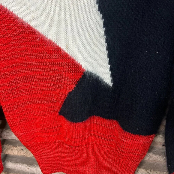 Michelle Stuart Black Red White Colorblock Wool Angora Blend Sweater Size 10 - Picture 4 of 7